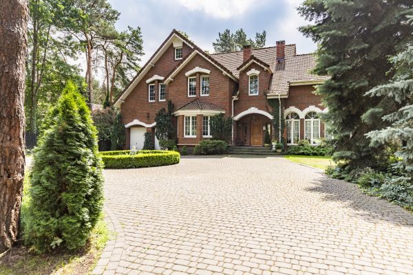 Driveway Brick Repair in Ventura