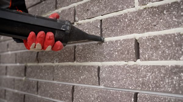 Masonry Tuckpointing in Ventura