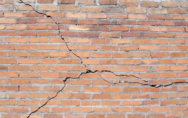 Cracked Brick Repair in Ventura