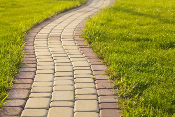 Sidewalk Brick Repair in Ventura