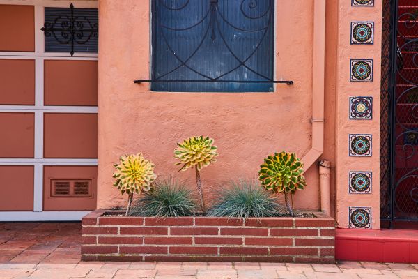 Brick Planter Installation in Ventura